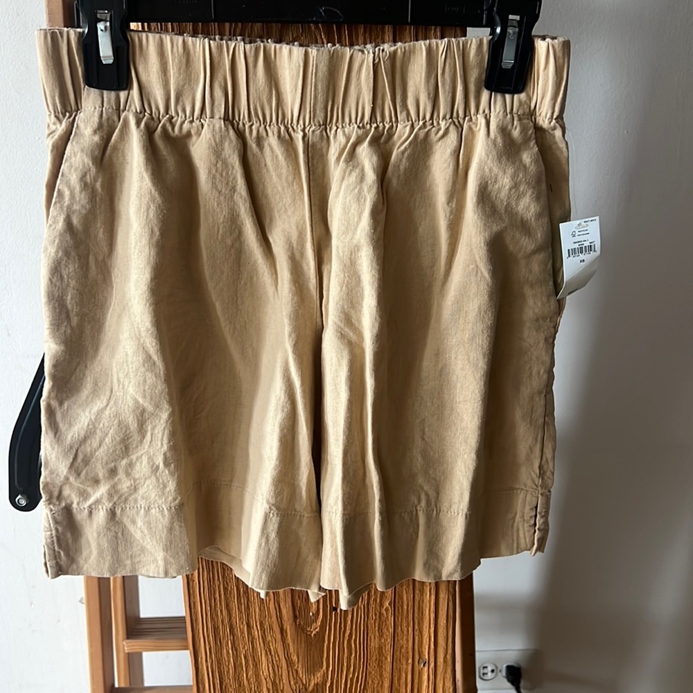 Gap Tan/Beige Linen Shorts - NWT
